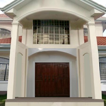 Leizel'S Bed & Breakfast Palompon Exterior photo